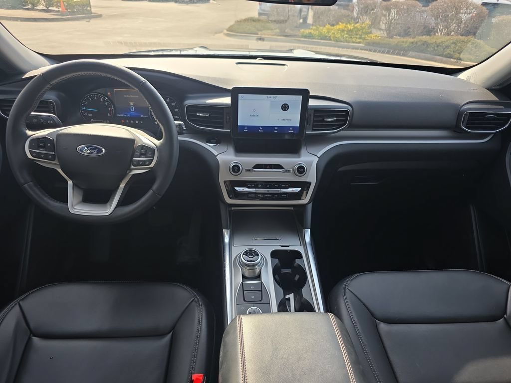 Certified 2024 Ford Explorer XLT w/ Equipment Group 202A AWD/4WD image 22