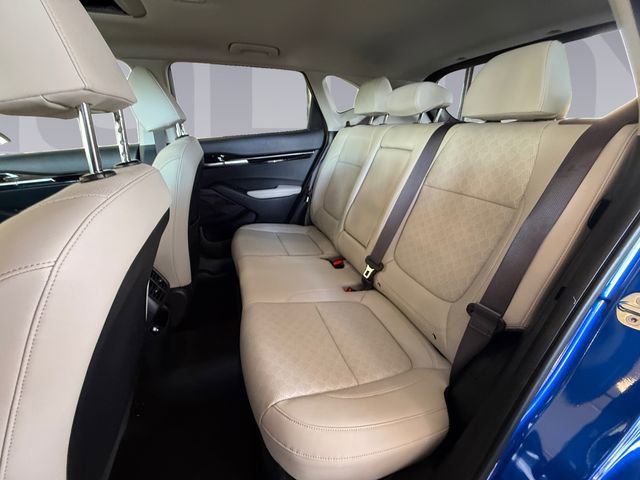 Used 2021 Kia Seltos SX w/ SX Sunroof Package AWD/4WD image 16