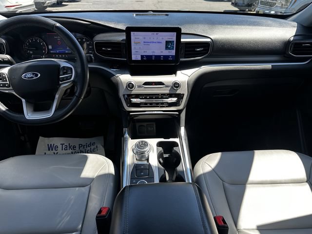 Certified 2021 Ford Explorer XLT w/ Equipment Group 202A AWD/4WD image 15