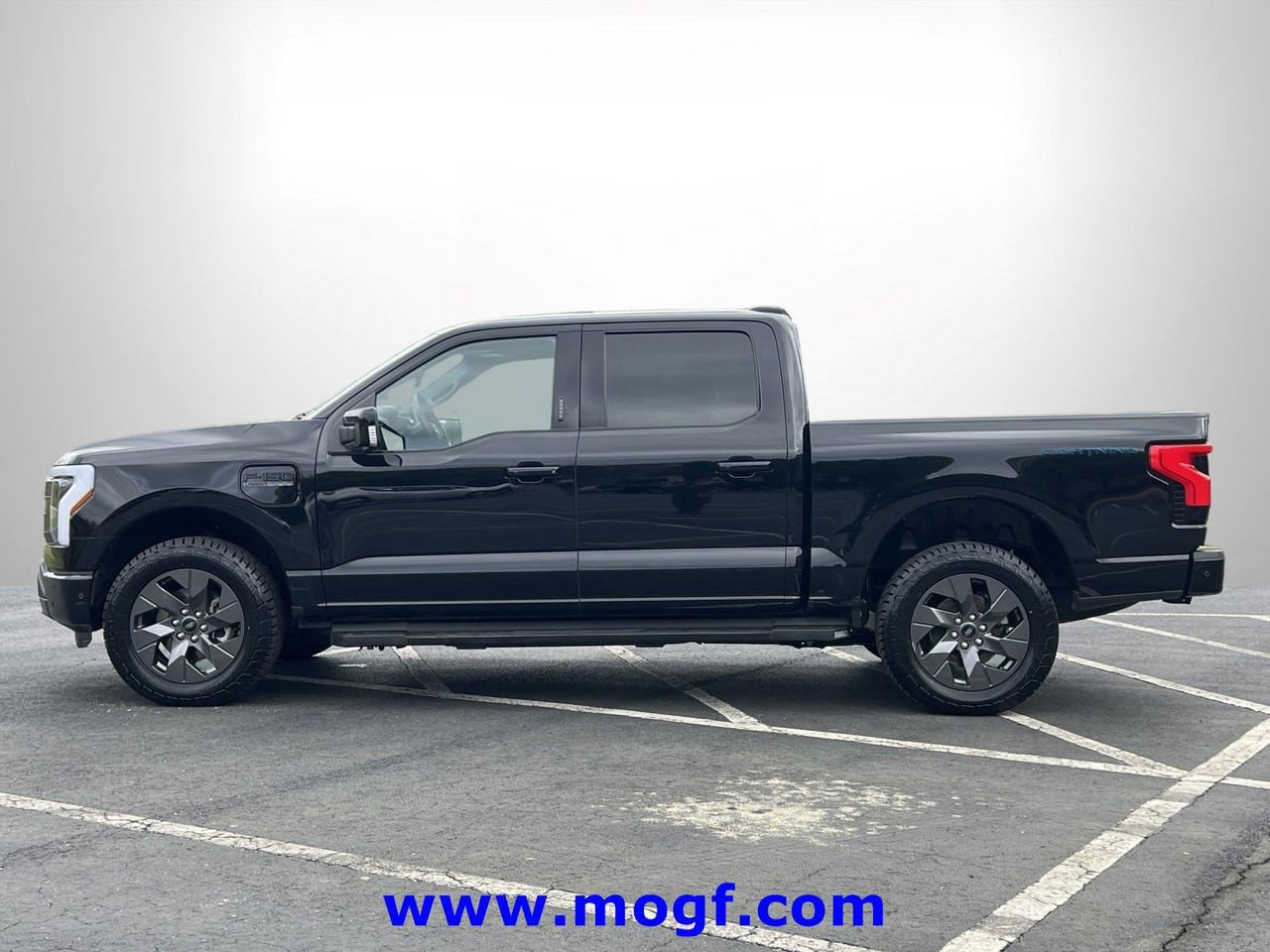 Certified 2023 Ford F150 Lightning Lariat w/ Equipment Group 511A High image 9