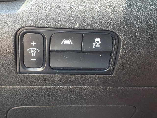 Used 2023 Kia Sorento S w/ Panoramic Sunroof Package AWD/4WD image 14