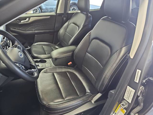 Certified 2022 Ford Escape SEL AWD/4WD image 15