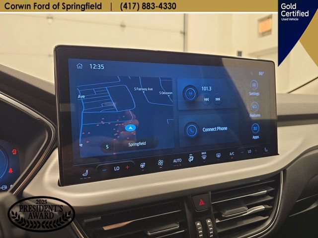 Certified 2024 Ford Escape Platinum AWD/4WD image 23