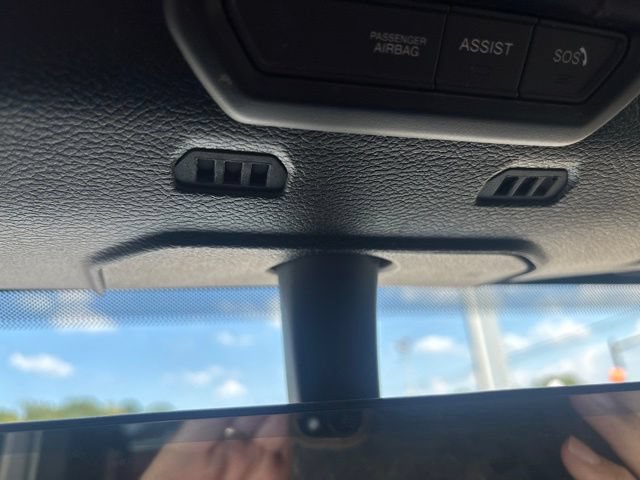 Used 2023 Jeep Gladiator Sport AWD/4WD image 25