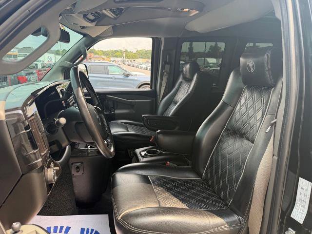 Used 2019 GMC Savana 2500 Extended w/ Enhanced Convenience Package RWD image 13