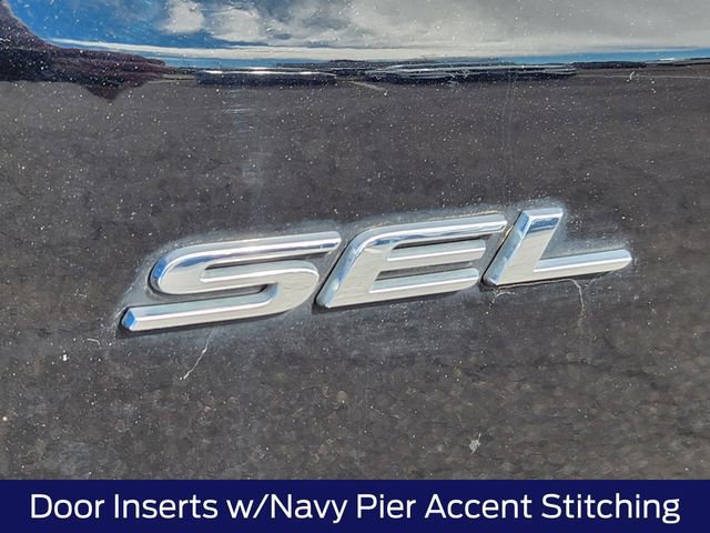 Certified 2022 Ford Edge SEL w/ Sport Appearance Package image 19