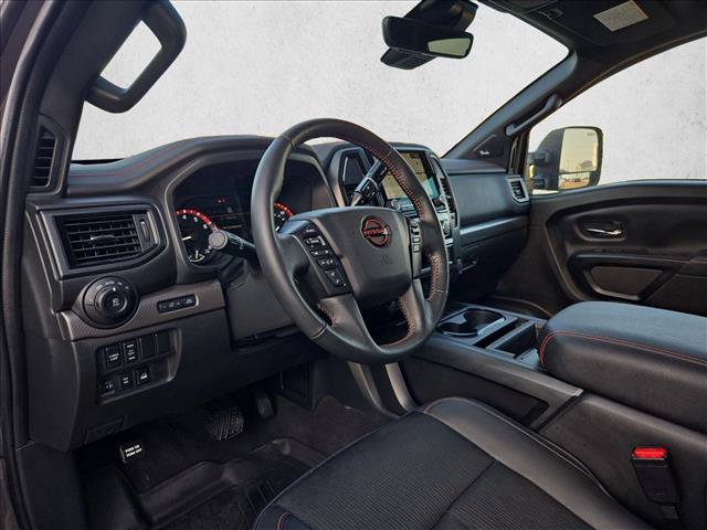 Used 2024 Nissan Titan PRO-4X AWD/4WD image 9