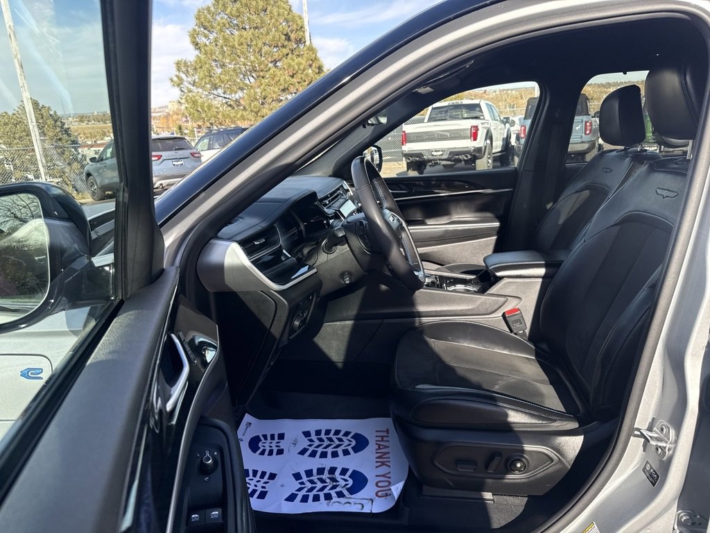 Used 2022 Jeep Grand Cherokee Trailhawk w/ Advanced Protech Group II image 13