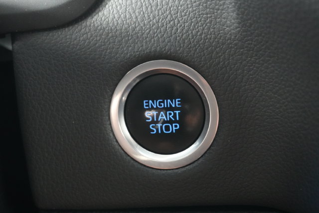 Used 2024 Toyota Tundra Limited AWD/4WD image 17
