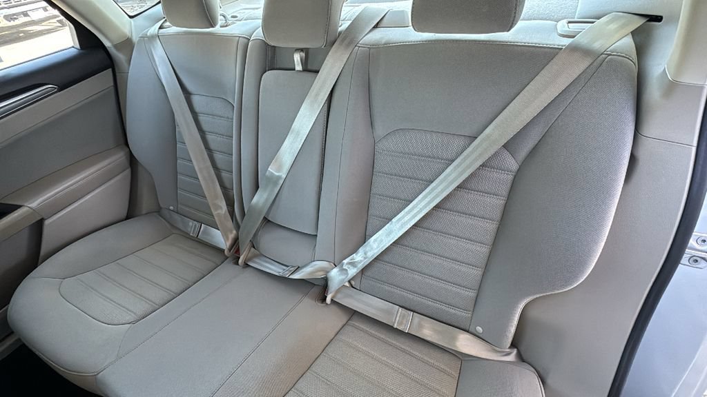 Certified 2020 Ford Fusion SE FWD image 23