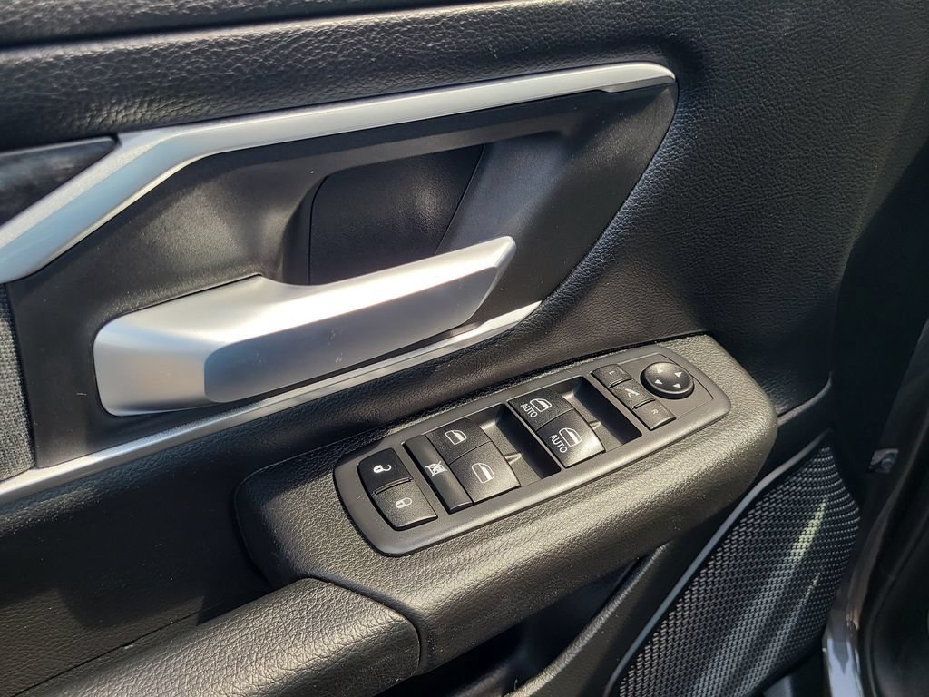 Used 2021 RAM 1500 Big Horn AWD/4WD image 14