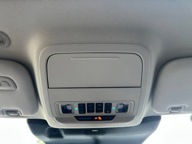 Certified 2025 Ford Explorer Active w/ Active Comfort Package AWD/4WD image 25