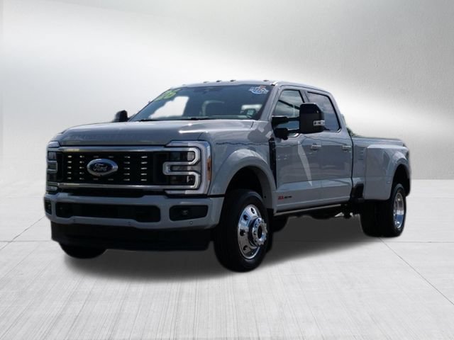 Certified 2026 Ford F450 Platinum w/ FX4 Off-Road Package AWD/4WD image 8