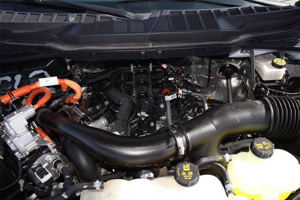 Certified 2024 Ford F150 XLT w/ Mobile Office Package image 29