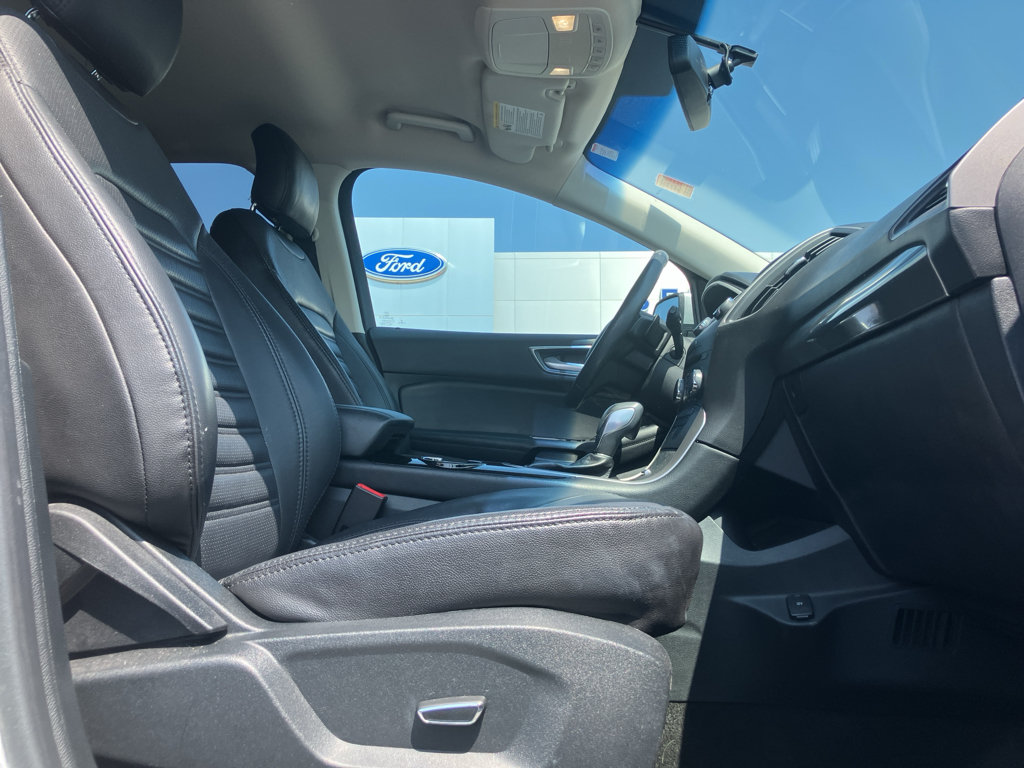 Certified 2018 Ford Edge SEL AWD/4WD image 36