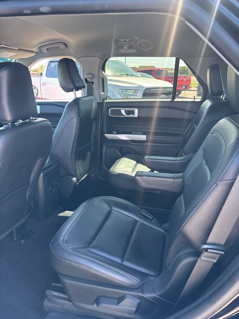 Certified 2023 Ford Explorer XLT w/ Equipment Group 202A RWD image 11