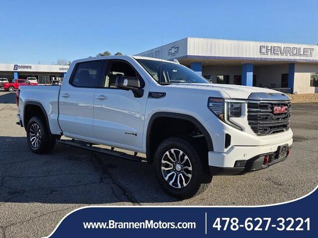 Used 2023 GMC Sierra 1500 AT4 AWD/4WD image 1