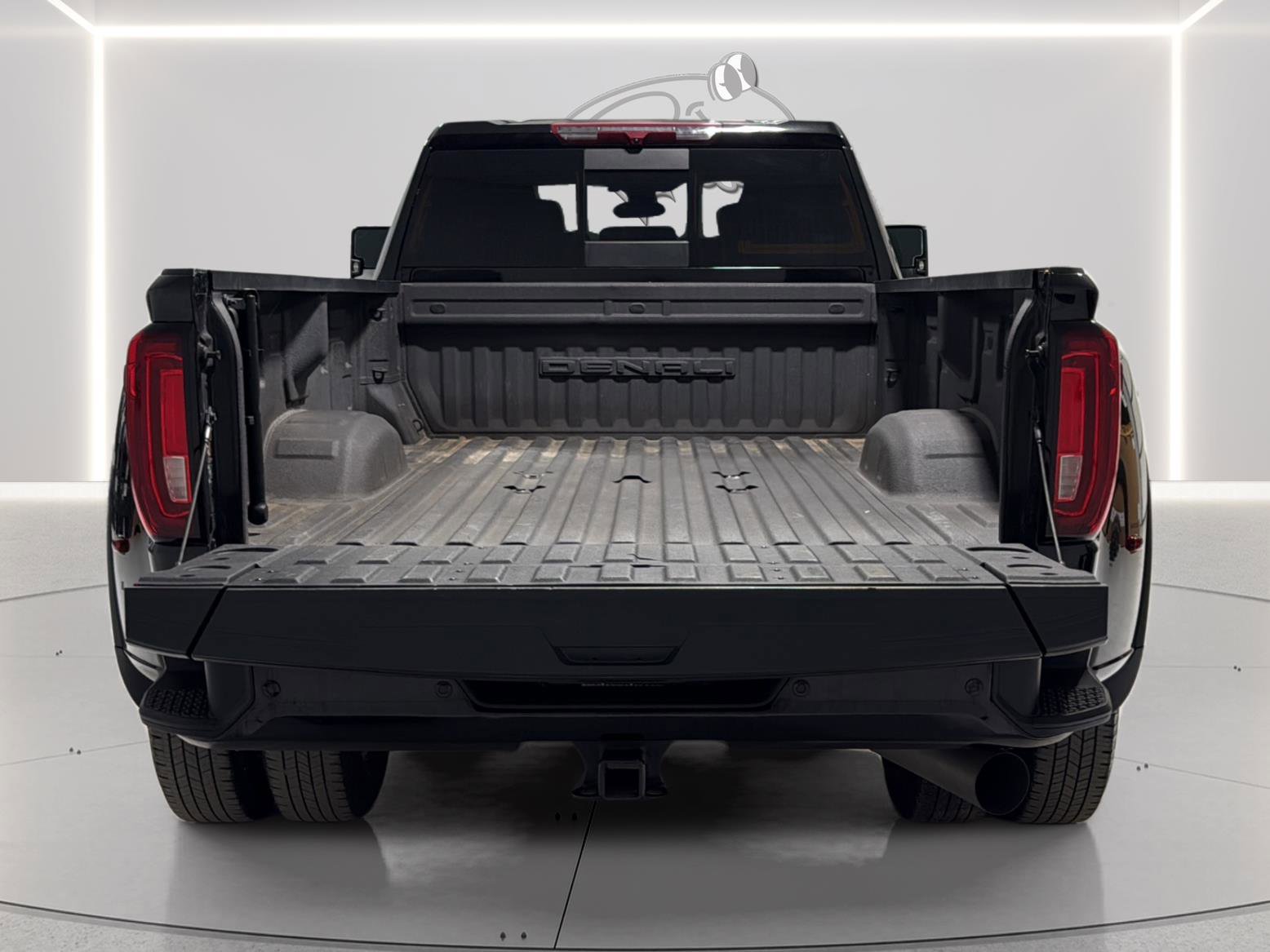 Used 2022 GMC Sierra 3500 Denali AWD/4WD image 11