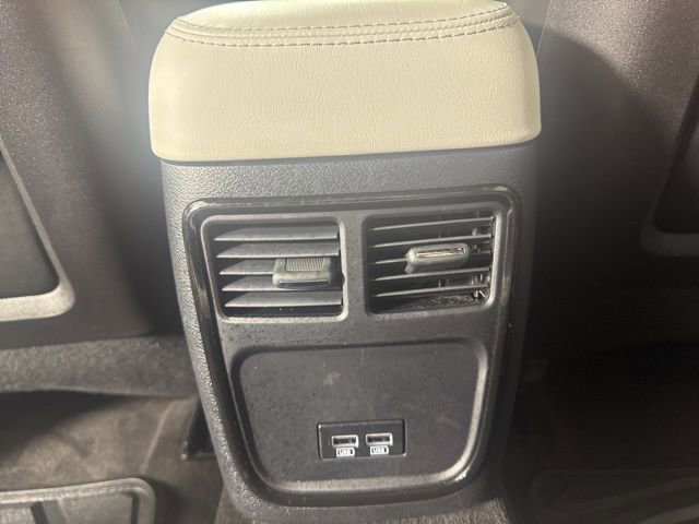 Used 2018 Chrysler 300 S image 14