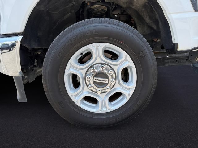 Certified 2025 Ford F250 XLT AWD/4WD image 10
