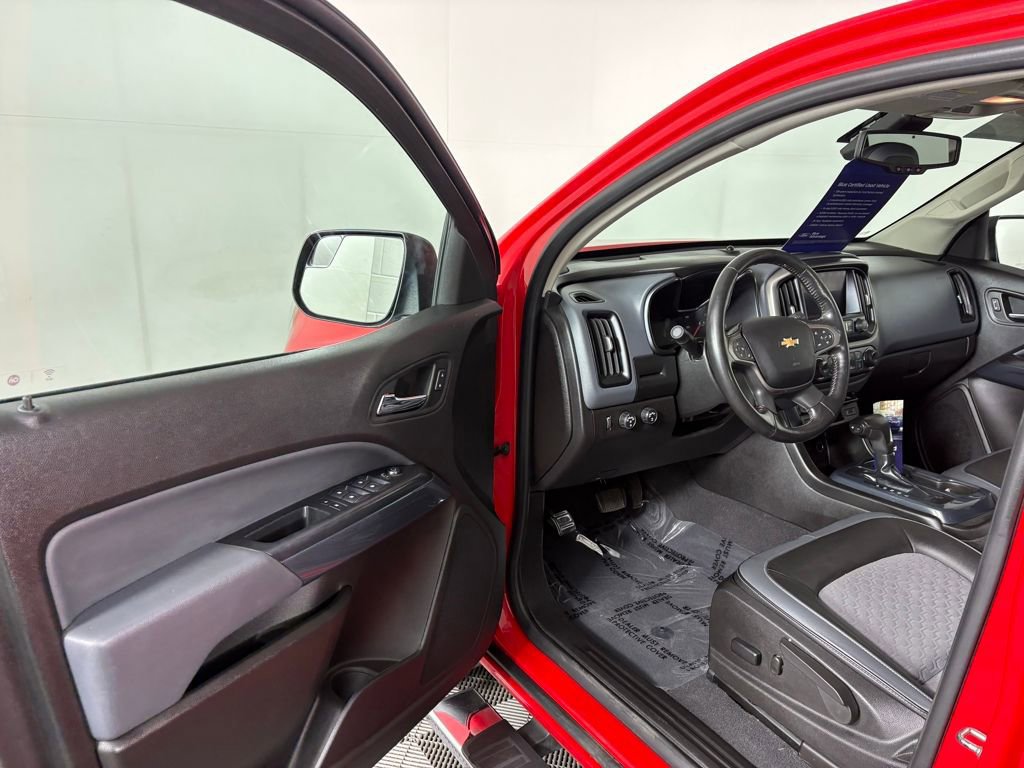 Used 2019 Chevrolet Colorado Z71 image 12