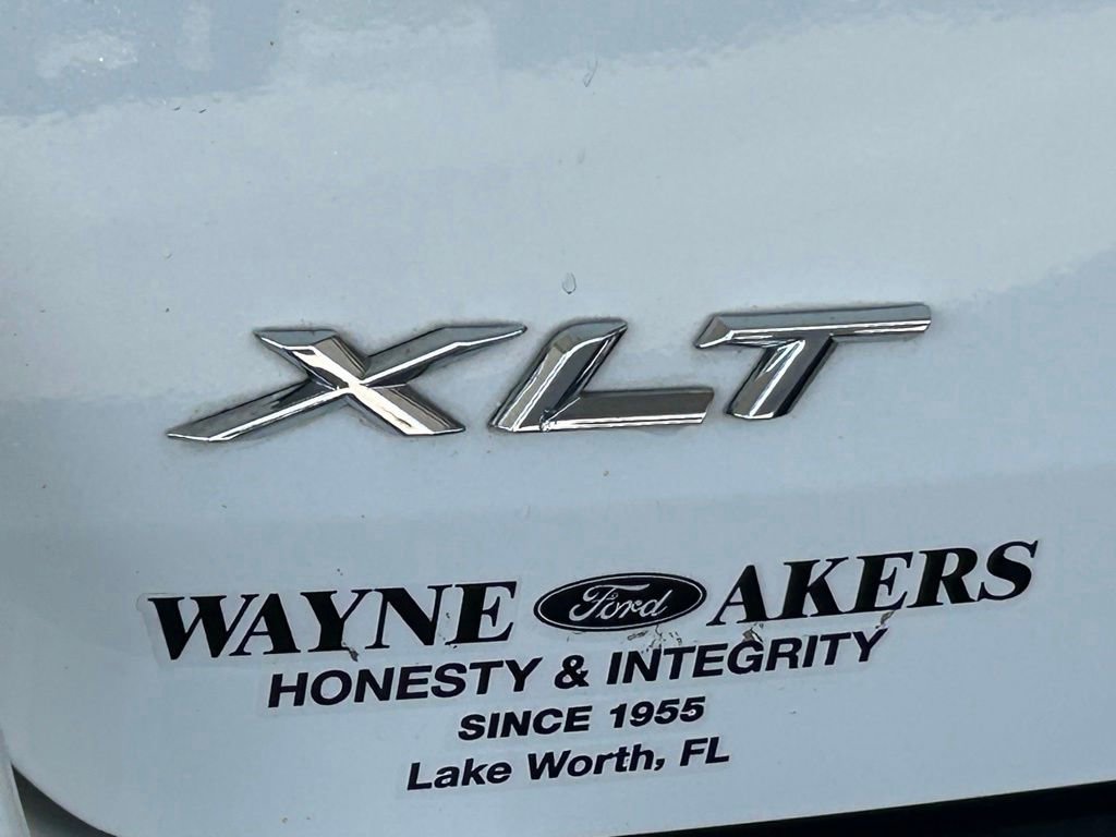 Certified 2023 Ford Explorer XLT w/ Equipment Group 202A RWD image 21