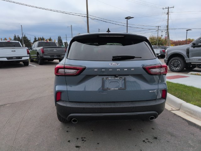 Certified 2025 Ford Escape ST-Line Select w/ Tech Pack #1 AWD/4WD image 4