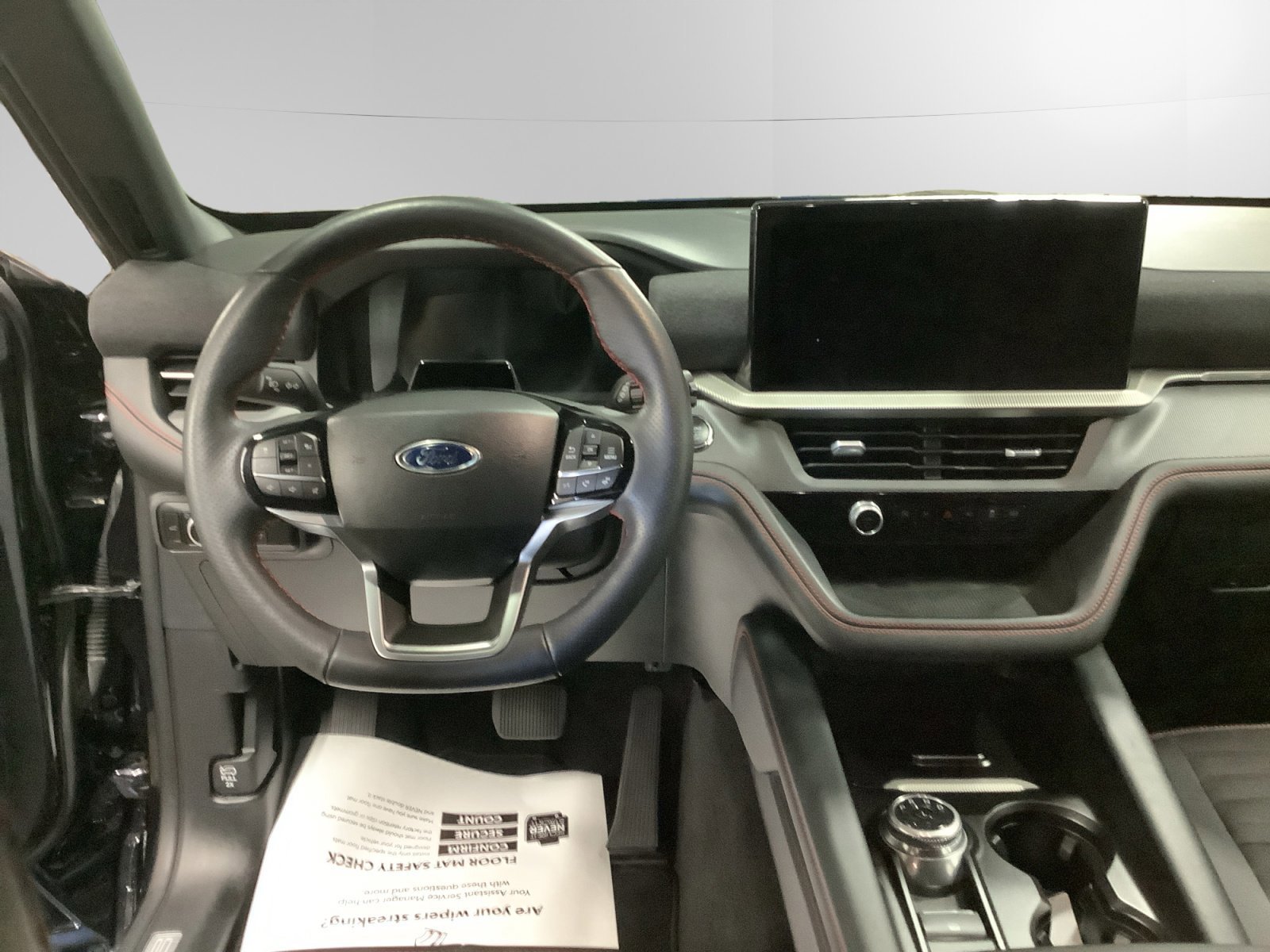 Certified 2025 Ford Explorer ST-Line w/ ST-Line Street Pack image 10