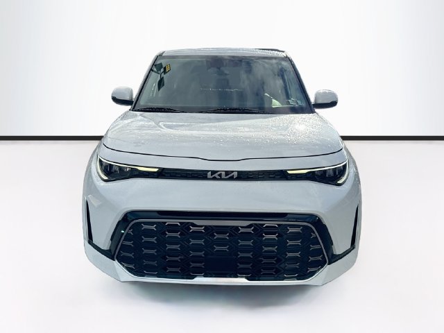 Used 2023 Kia Soul GT-Line w/ GT-Line Technology Package FWD image 3