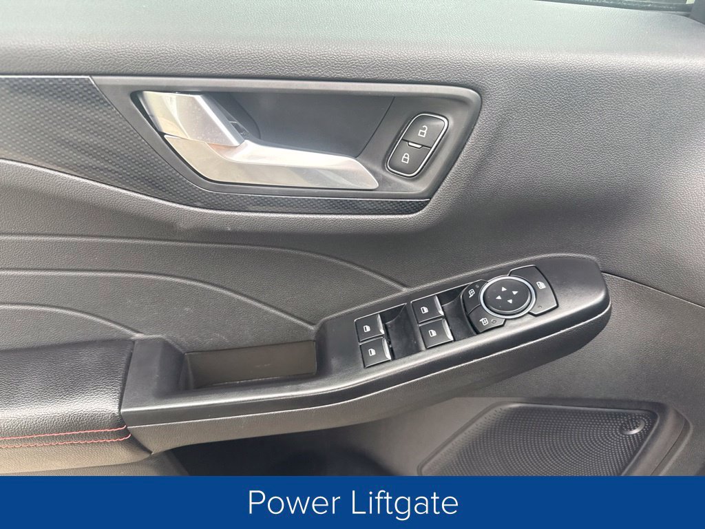 Certified 2025 Ford Escape ST-Line Select AWD/4WD image 10
