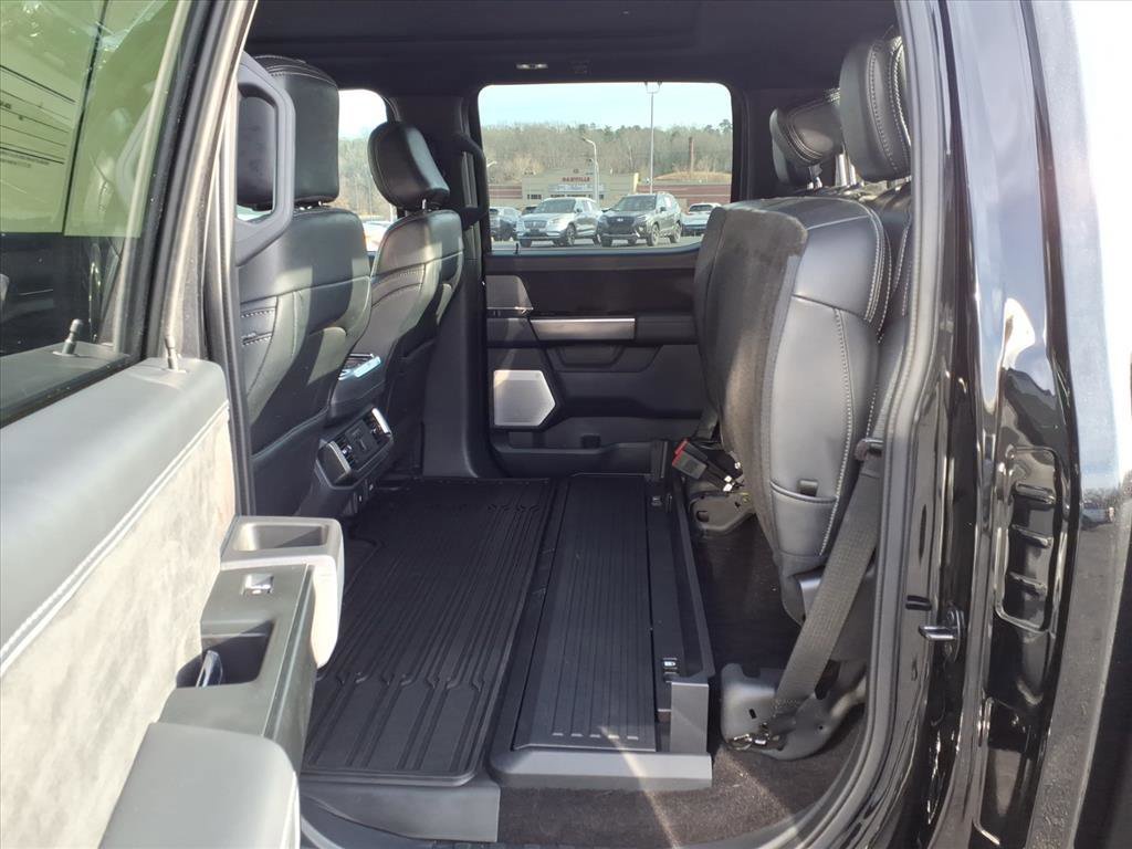 Certified 2022 Ford F150 Platinum w/ Equipment Group 701A High image 9