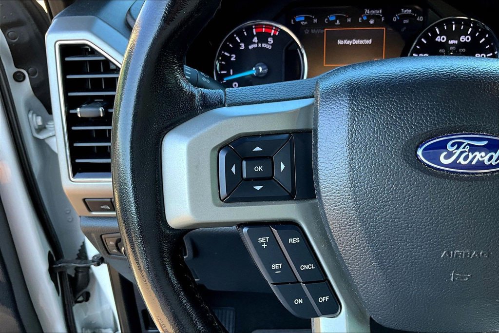 Certified 2022 Ford F250 Lariat w/ Tremor Off-Road Package AWD/4WD image 14