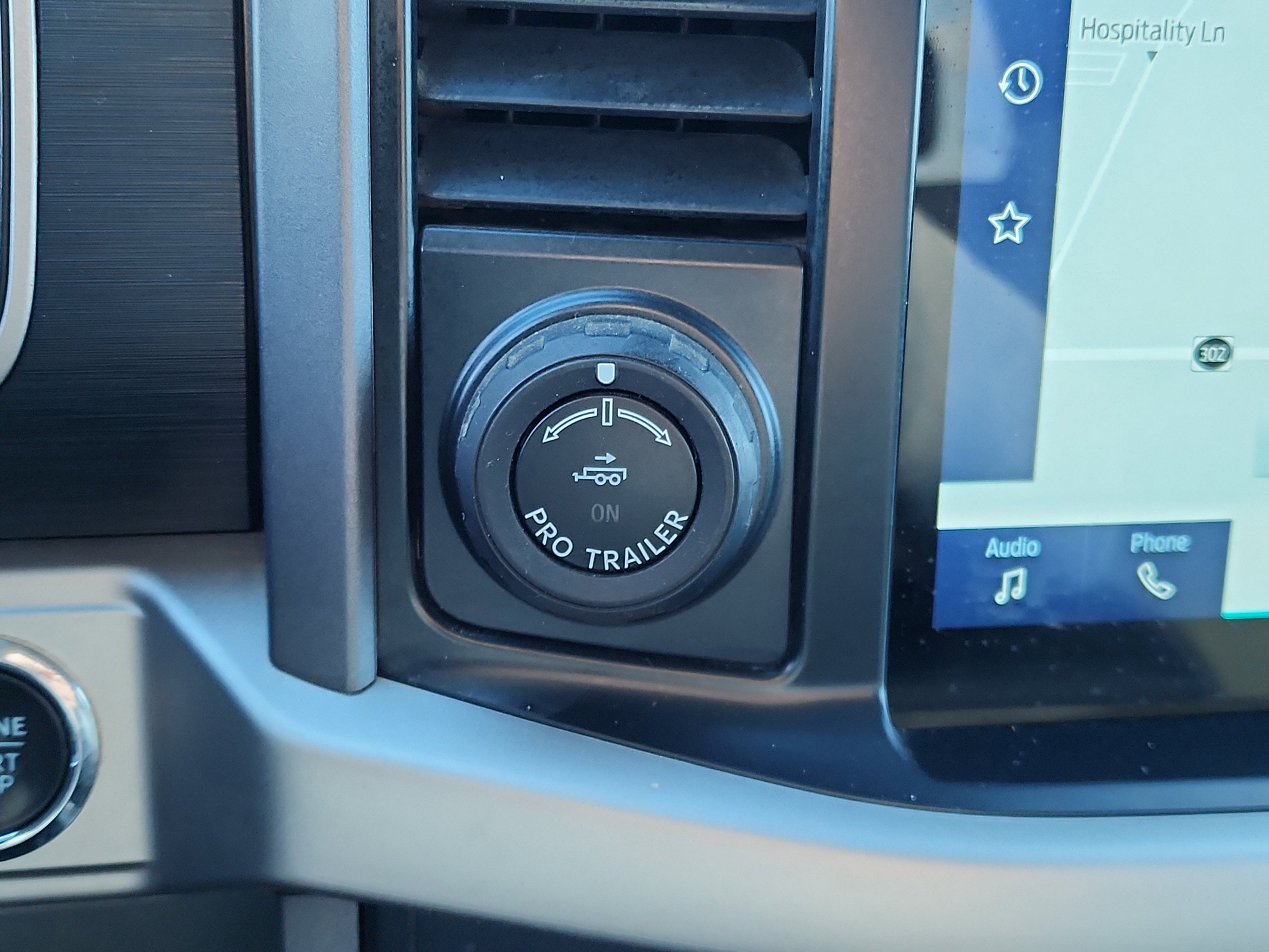 Certified 2021 Ford F150 XLT w/ Equipment Group 302A High image 26