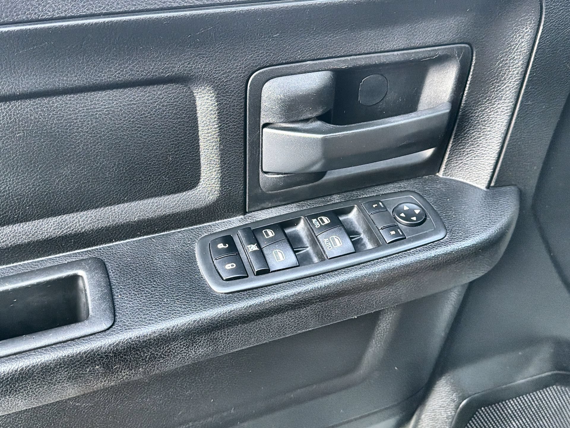 Used 2019 RAM 1500 Tradesman w/ Tradesman SXT Package RWD image 13