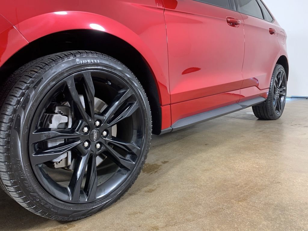 Certified 2022 Ford Edge ST w/ Equipment Group 401A AWD/4WD image 2