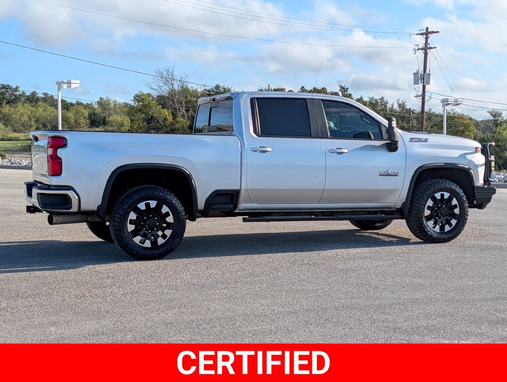 Used 2020 Chevrolet Silverado 2500 LT w/ Texas Edition AWD/4WD image 2