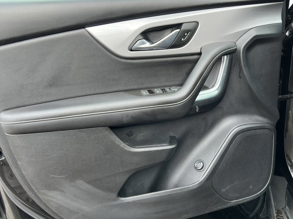 Used 2023 Chevrolet Blazer LT image 19