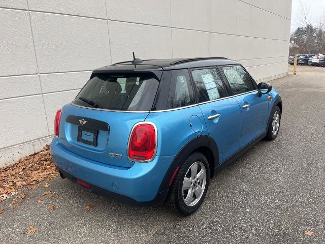 Used 2016 MINI Cooper 4-Door Hardtop image 3
