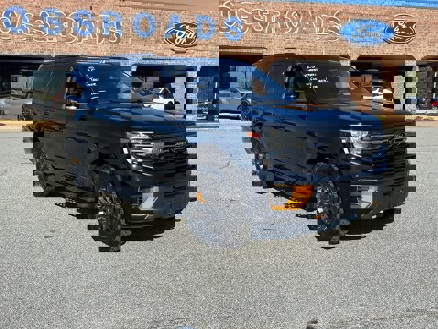 Certified 2025 Ford Expedition Tremor image 1