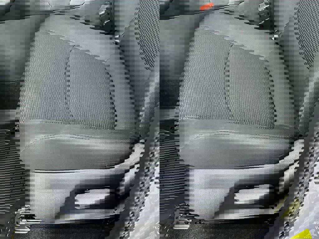 Used 2025 Toyota RAV4 LE FWD image 29