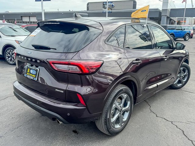 Certified 2023 Ford Escape ST-Line w/ Tech Pack #1 image 6