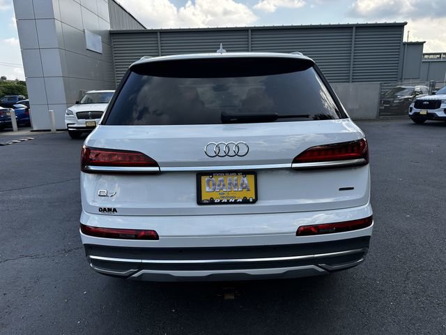 Used 2022 Audi Q7 3.0T Premium Plus w/ Premium Plus Package AWD/4WD image 6