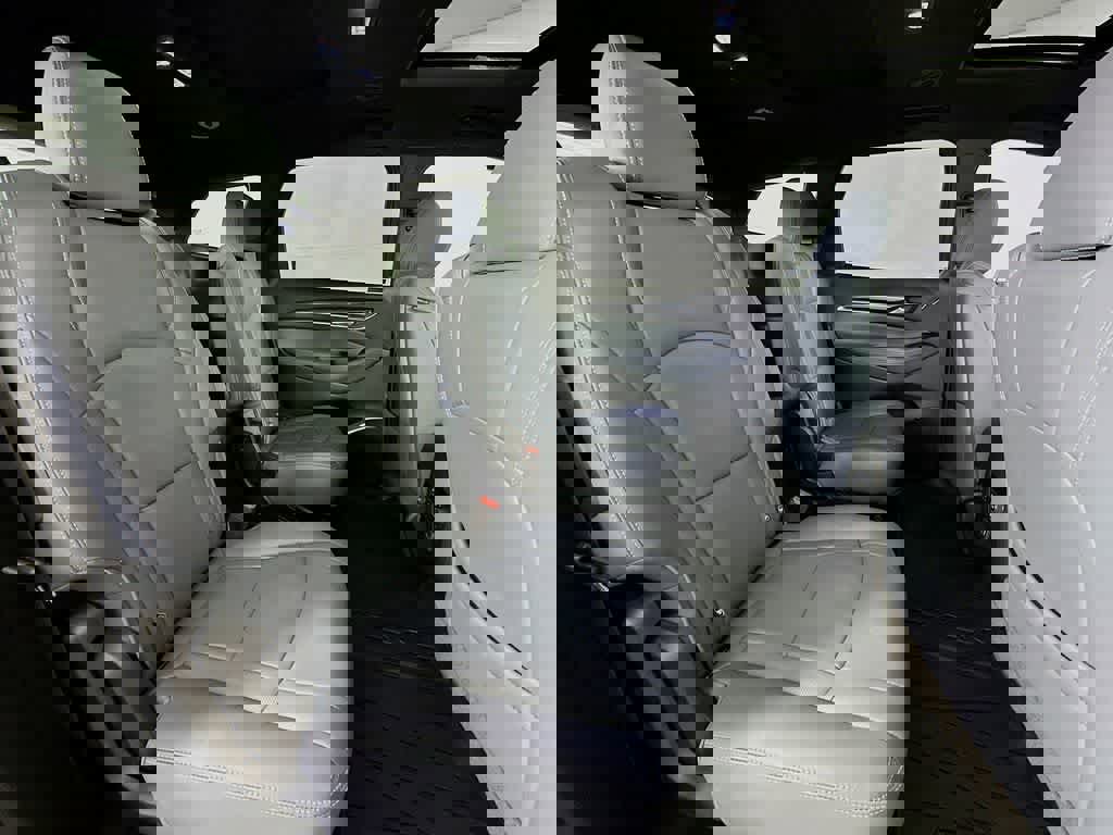 Used 2023 Buick Enclave Essence w/ Experience Buick Package image 31
