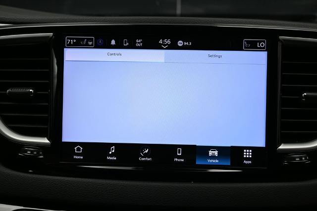 Used 2024 Chrysler Pacifica Touring-L FWD image 29