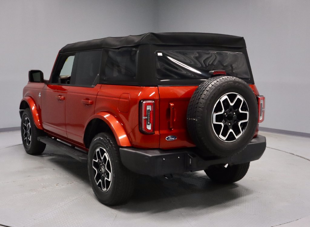 Certified 2024 Ford Bronco Outer Banks AWD/4WD image 9