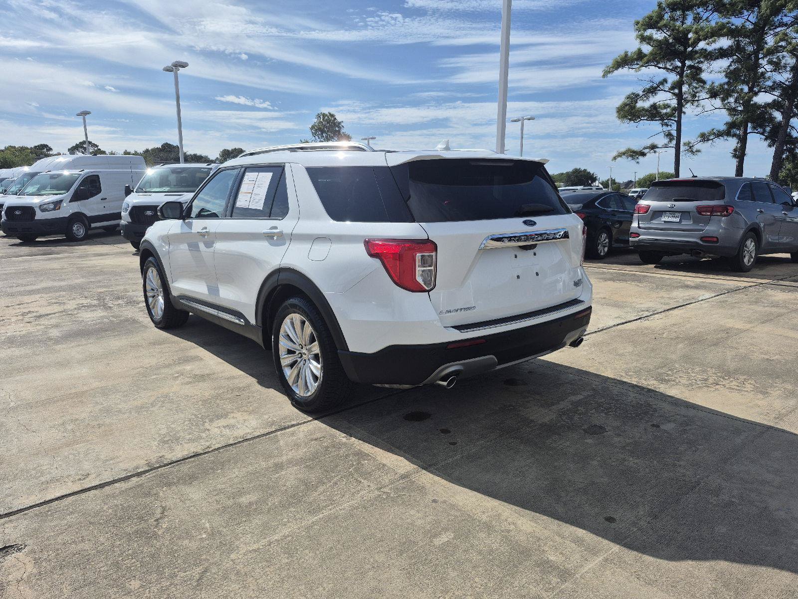 Certified 2023 Ford Explorer Limited w/ Limited Technology Package RWD image 17