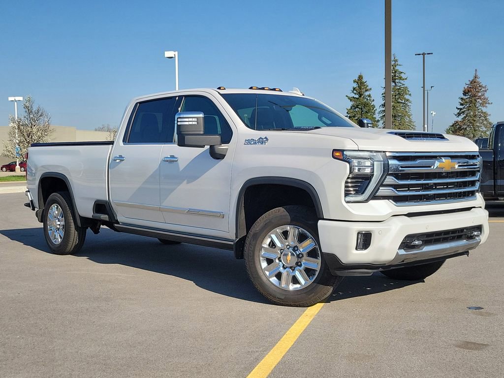 Used 2024 Chevrolet Silverado 2500 High Country w/ High Country Premium Package AWD/4WD image 34