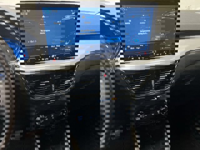 Certified 2024 Ford Escape Platinum image 24