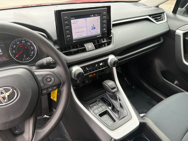 Used 2022 Toyota RAV4 LE FWD image 29
