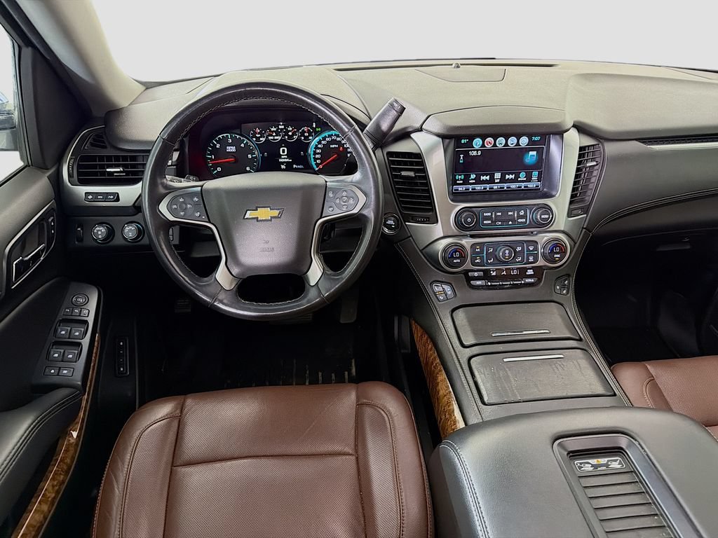 Used 2019 Chevrolet Suburban Premier w/ Premier Plus Edition AWD/4WD image 28